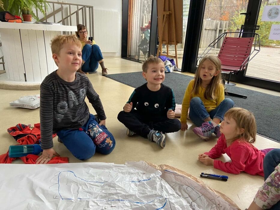 2025-05-04-Творческий мир: Тренинг для нейроатипичных детей в Варшаве